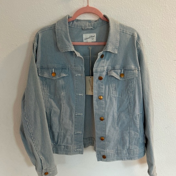 Universal Thread Jackets & Blazers - Universal Thread Women’s Striped Jean Jacket
NWT

Size XL